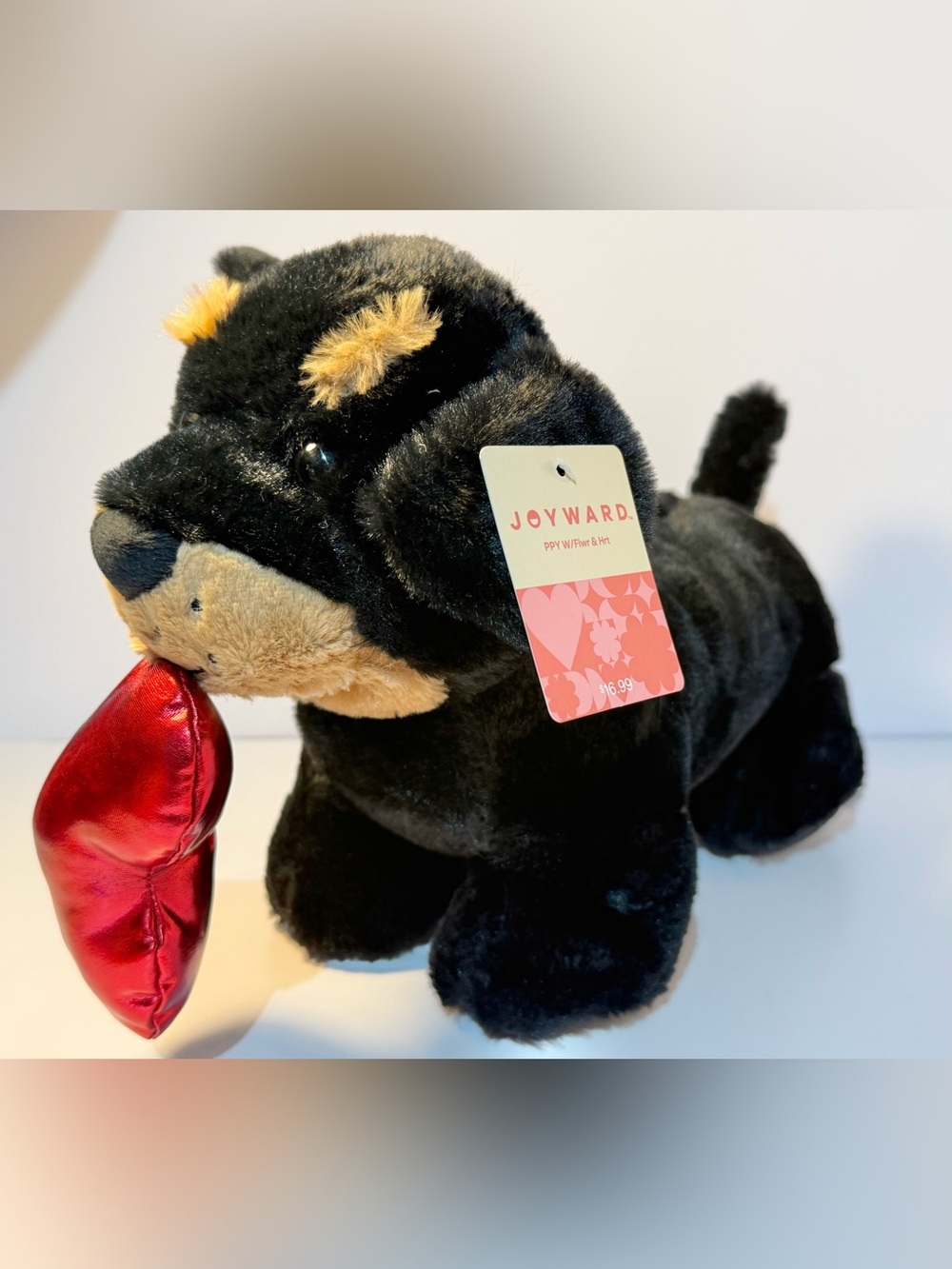 Joyward Charming Black and Tan Dog Plush Toy with Red Heart new with tags